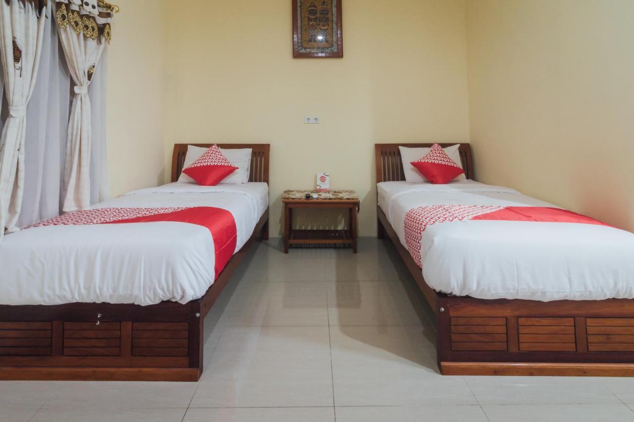 Vaccinated Staff - Oyo 1300 Crecia Guest House Hatu Екстериор снимка